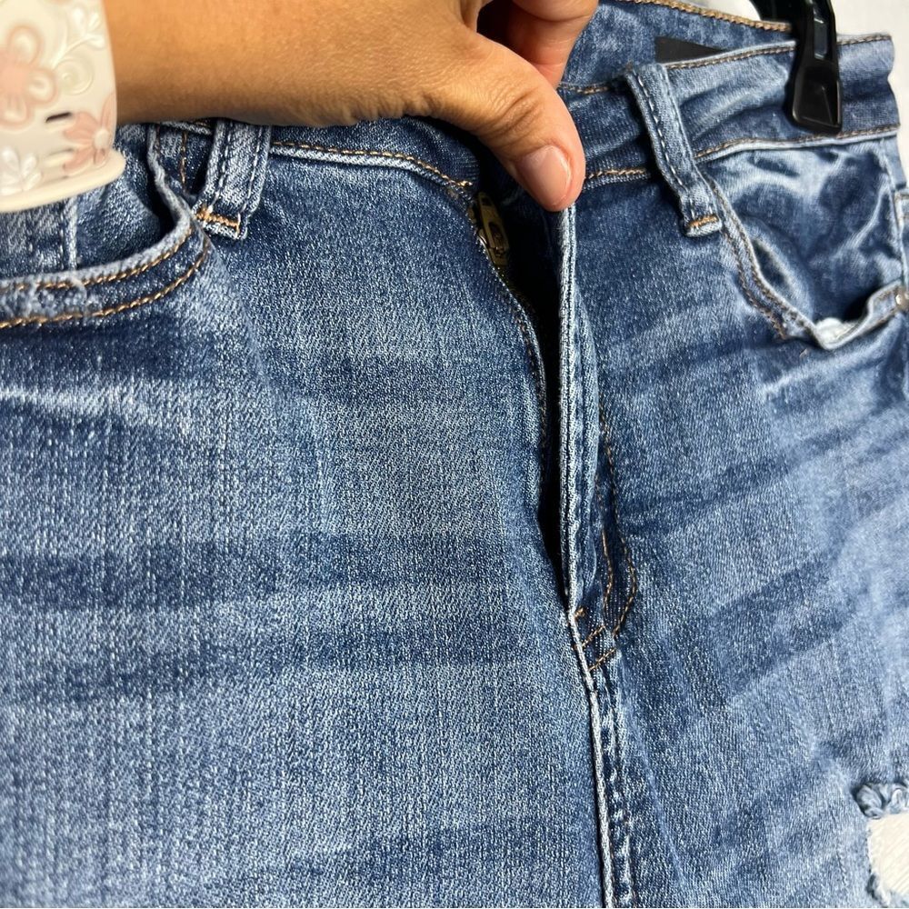 Judy Blue Skinny Fit Distressed Dark Blue Leopard Patch Women’s Jeans Sz 28/7 - Picture 8 of 8